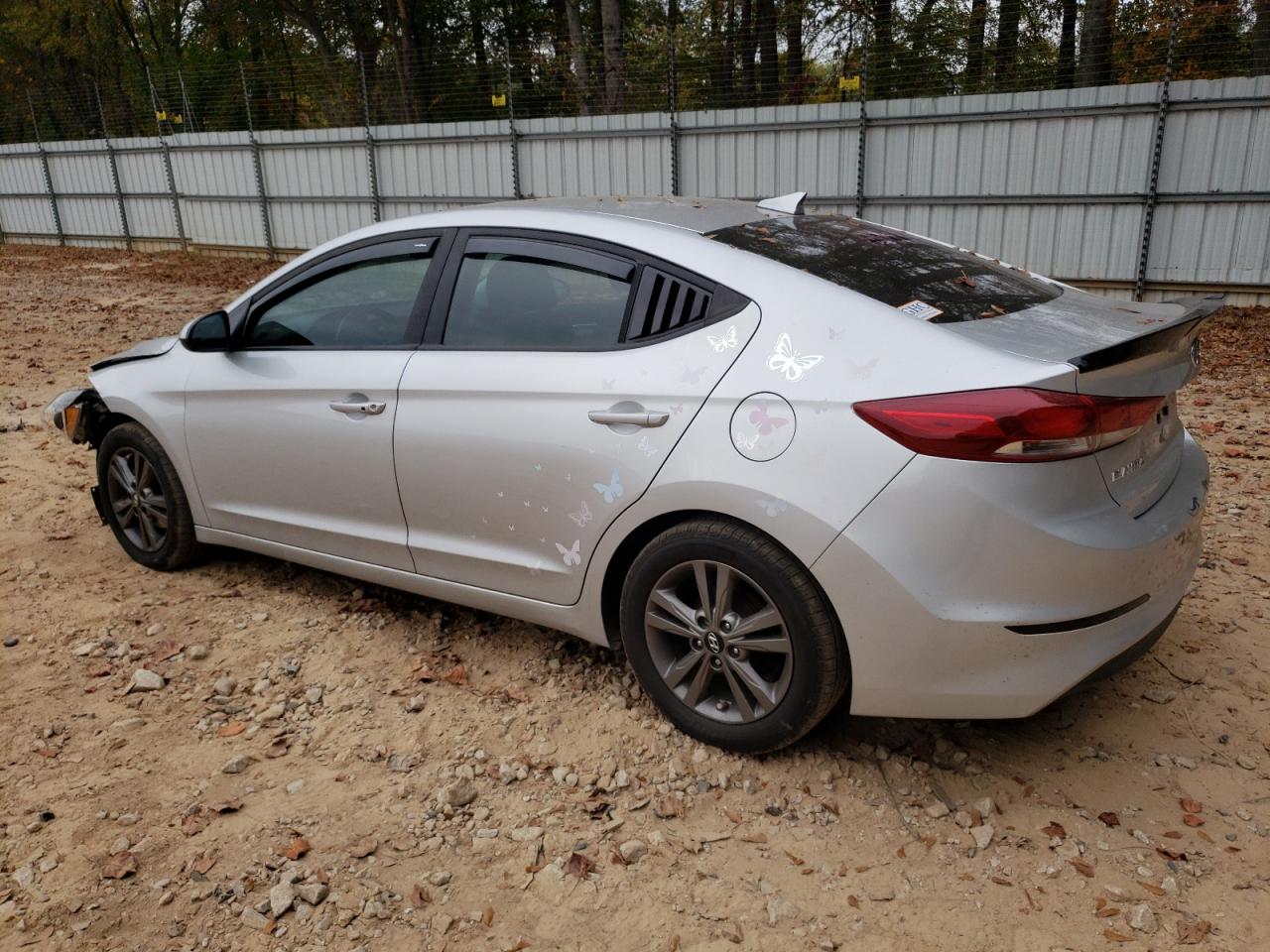 2017 Hyundai Elantra - Image 2