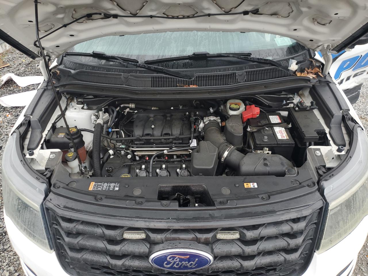 2017 Ford Explorer - Image 11