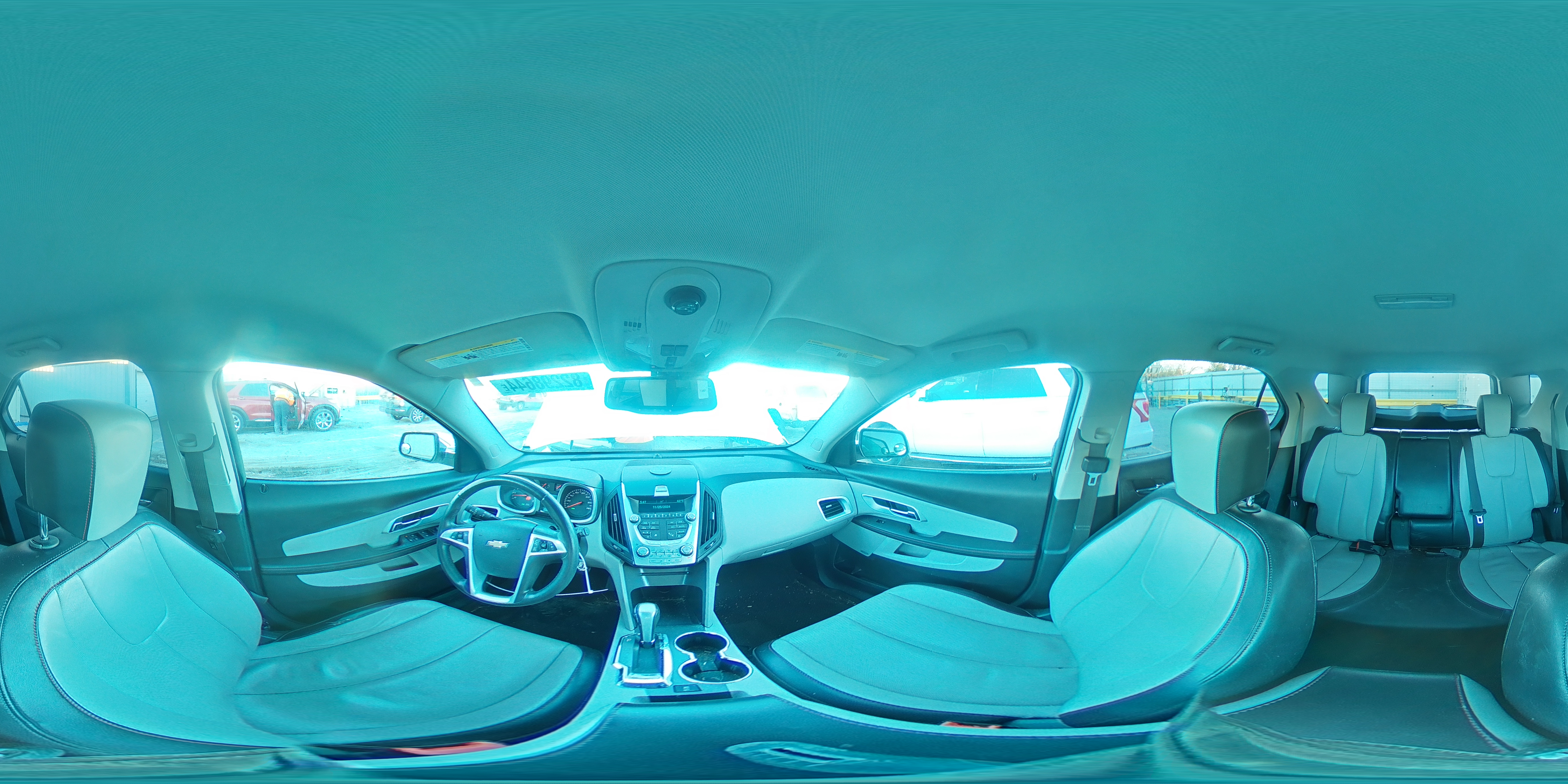 2011 Chevrolet Equinox - Image 13