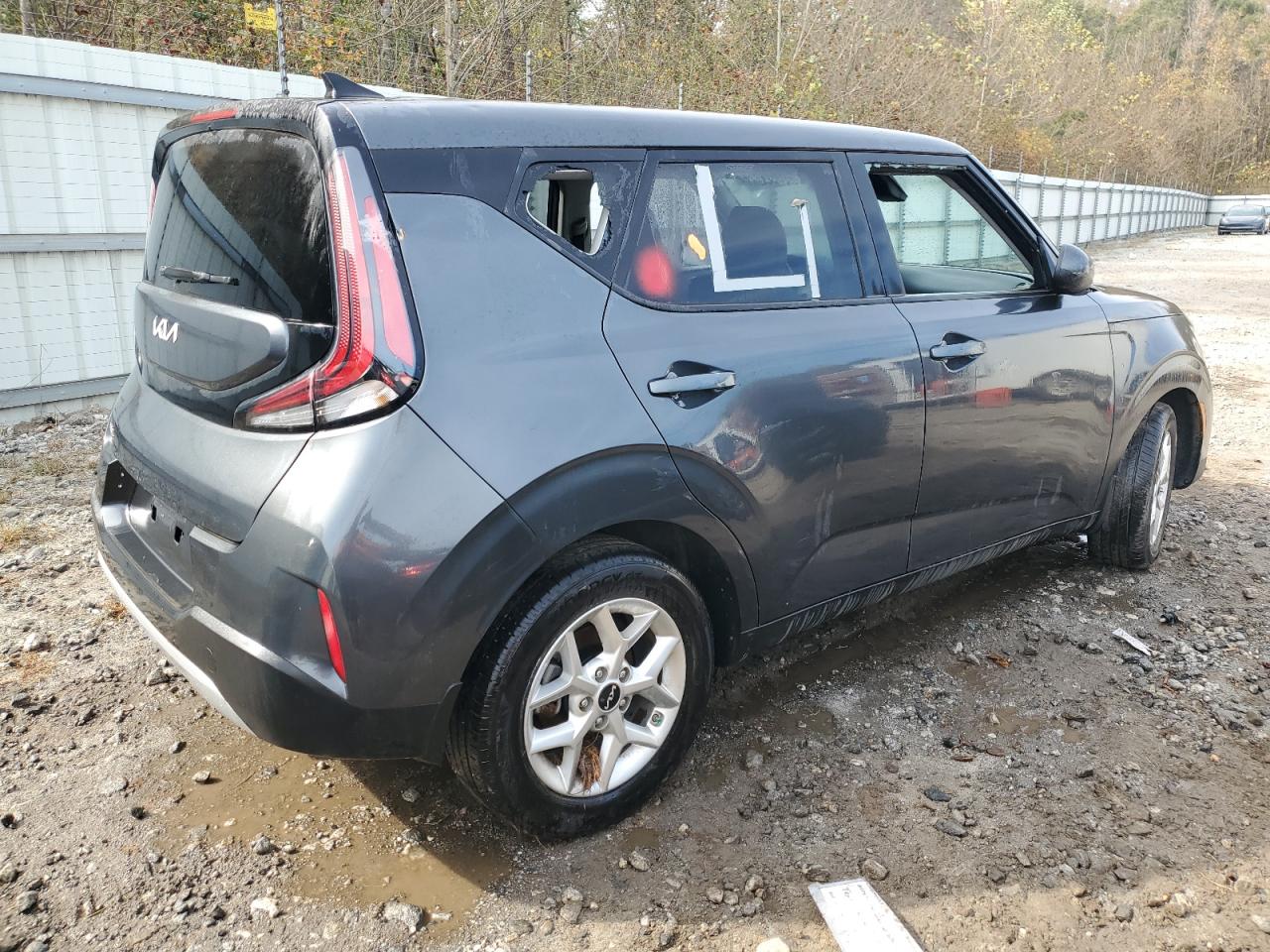 2023 Kia Soul - Image 3
