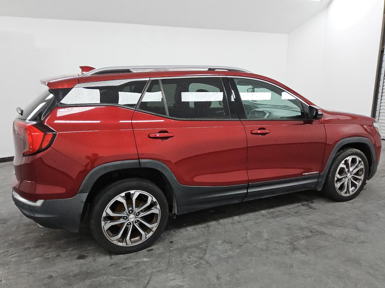 2018 GMC Terrain - Image 3