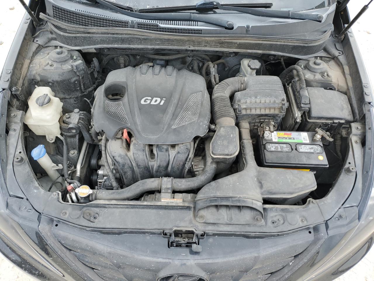 2011 Hyundai Sonata - Image 11