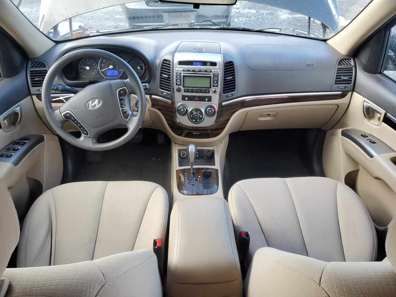 2011 Hyundai Santa Fe - Image 8