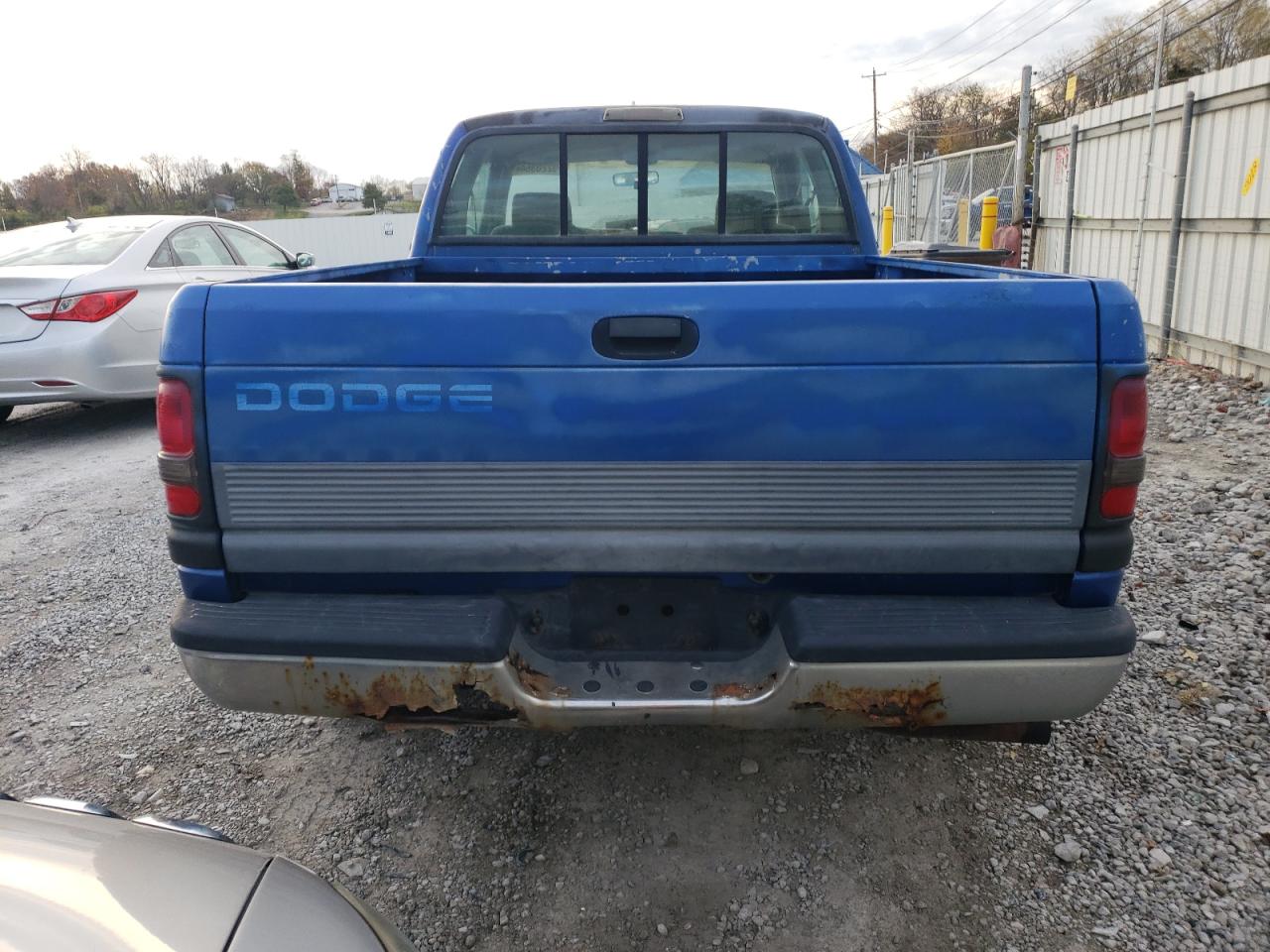 1996 Dodge Ram 1500 VIN: 1B7HC13Y5TJ128489 Lot: 79220364