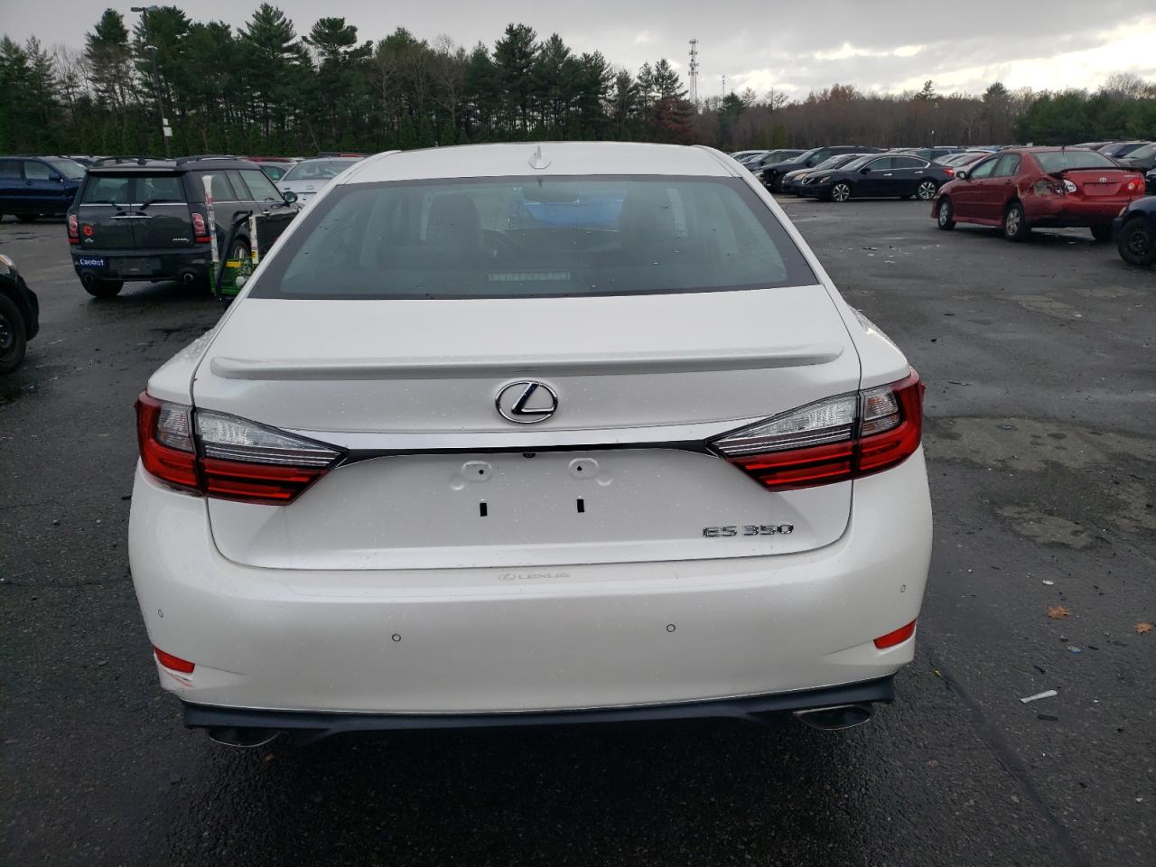 2016 Lexus ES - Image 6