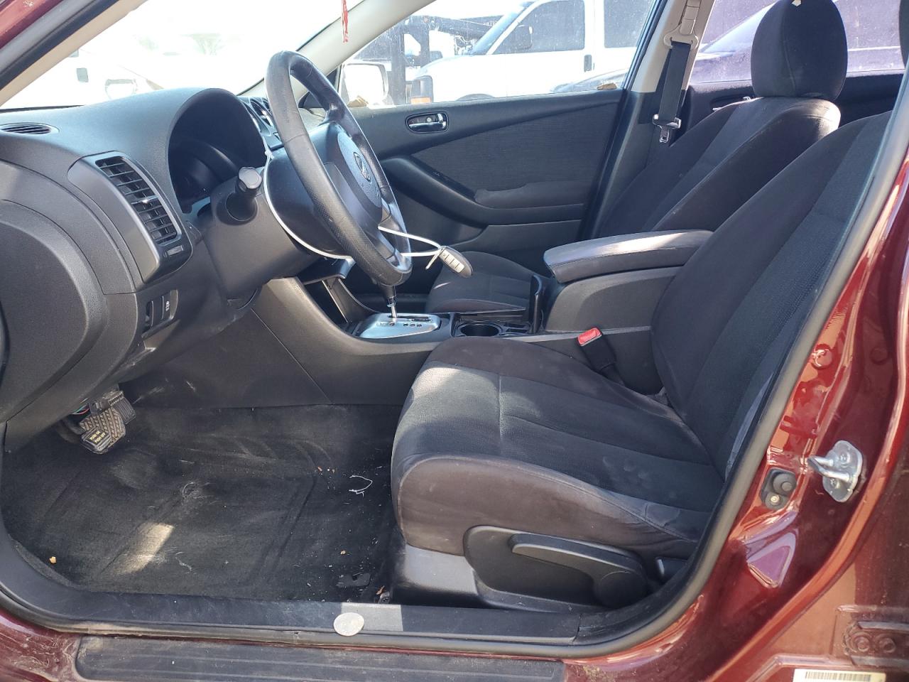 2012 Nissan Altima - Image 7