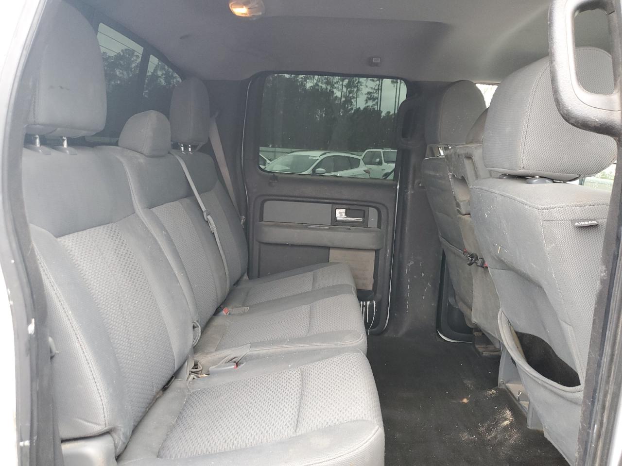 2013 Ford F-150 - Image 10