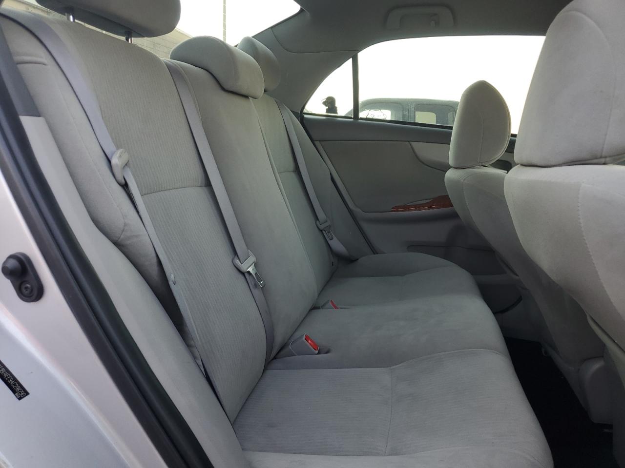 2010 Toyota Corolla - Image 11