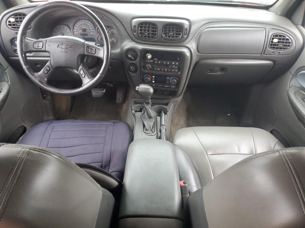 2004 Chevrolet TrailBlazer - Image 8