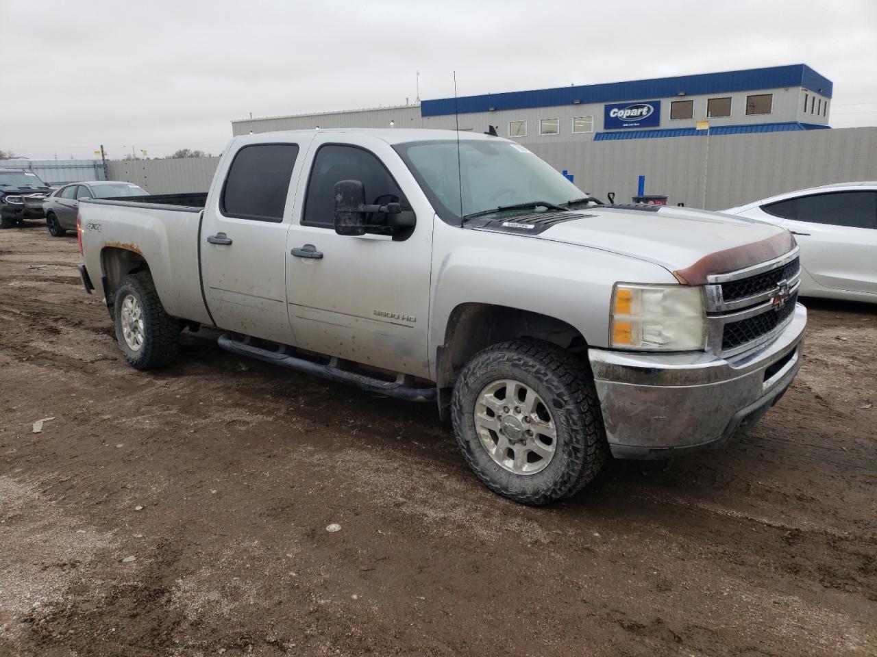 2011 Chevrolet Silverado - Image 4