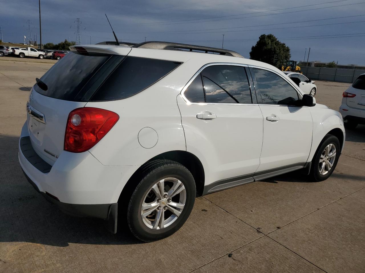 2011 Chevrolet Equinox - Image 3