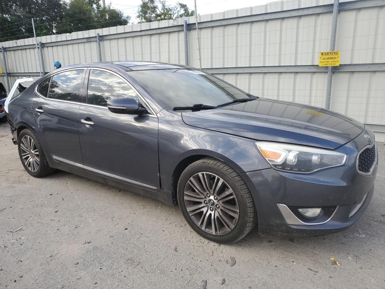 VIN KNALN4D72F5186579 2015 KIA CADENZA no.4