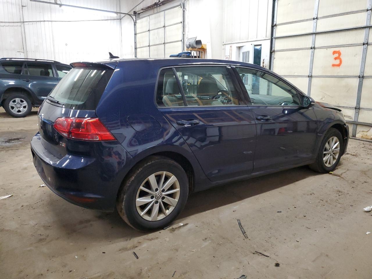 2015 Volkswagen Golf - Image 3