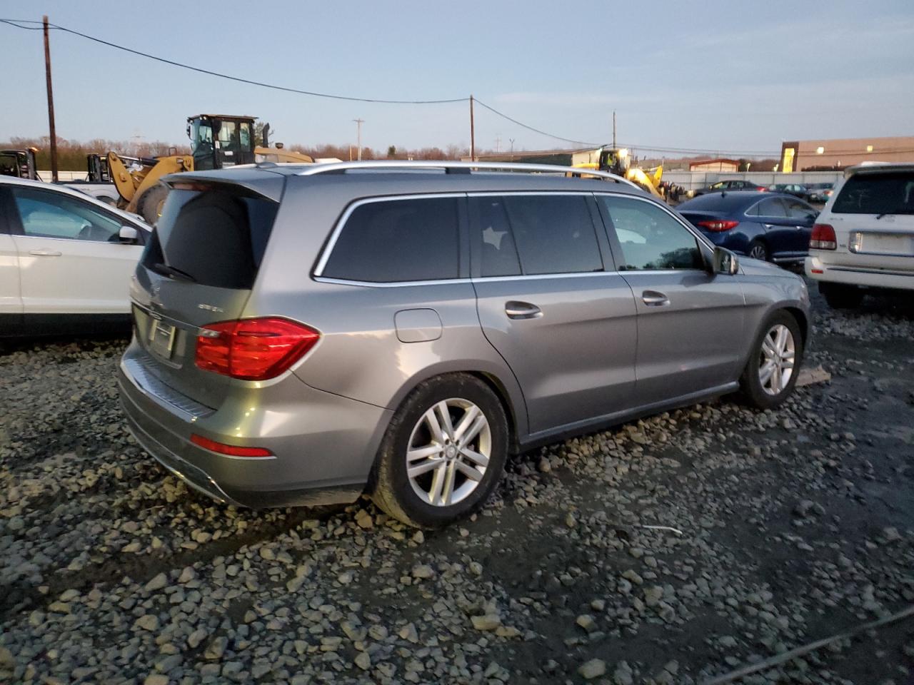 VIN 4JGDF2EE2EA431565 2014 MERCEDES-BENZ GL-CLASS no.3