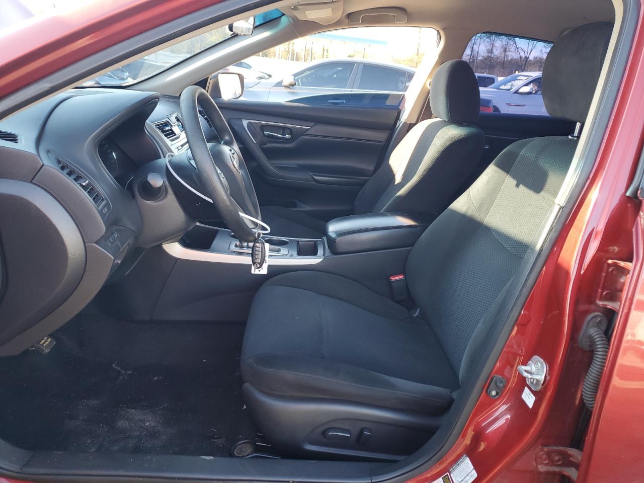 2015 Nissan Altima - Image 7