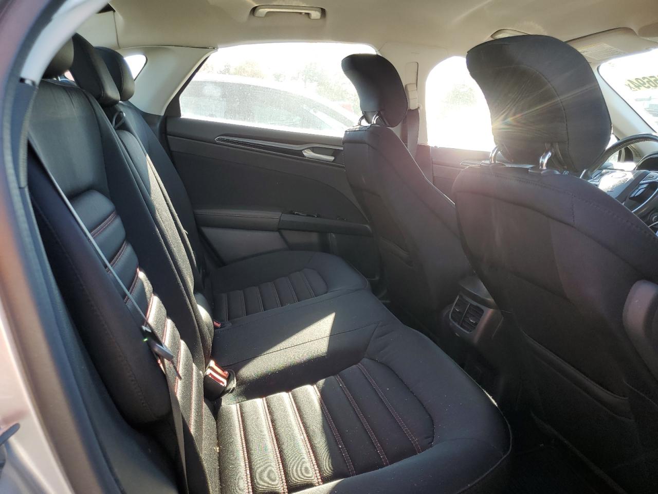 2015 Ford Fusion - Image 10