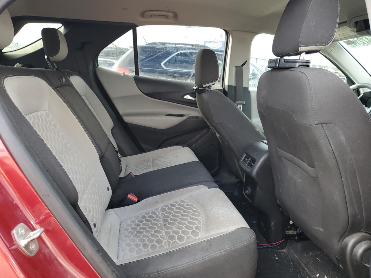2018 Chevrolet Equinox - Image 12