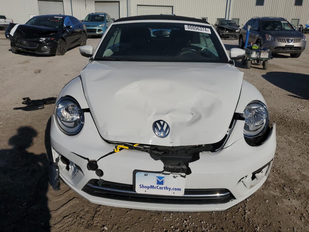 2018 Volkswagen Beetle - Image 5