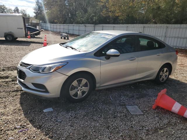  CHEVROLET CRUZE 2017 Srebrny