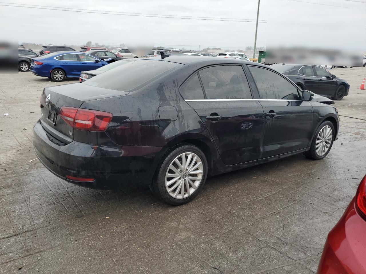2016 Volkswagen Jetta - Image 3