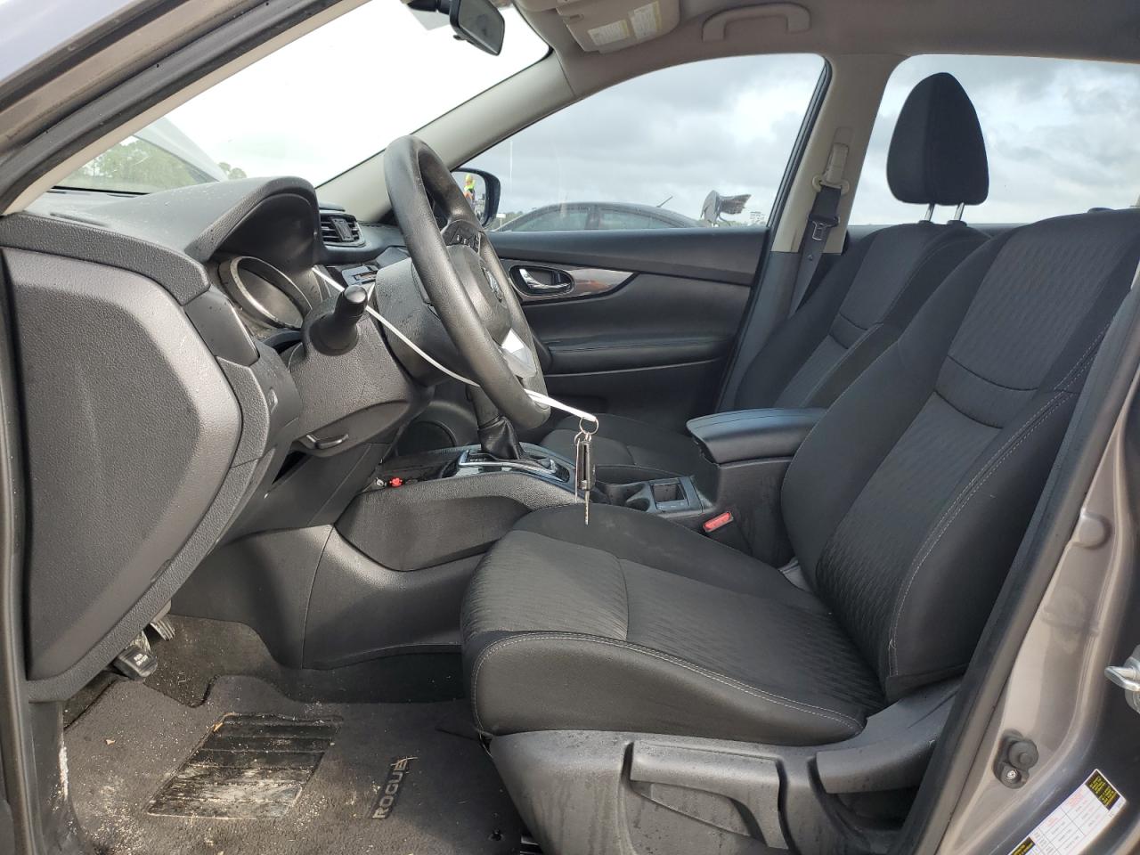 2018 Nissan Rogue - Image 7