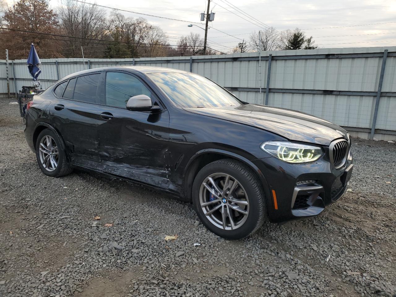 VIN 5UX2V5C06M9E29536 2021 BMW X4 no.4