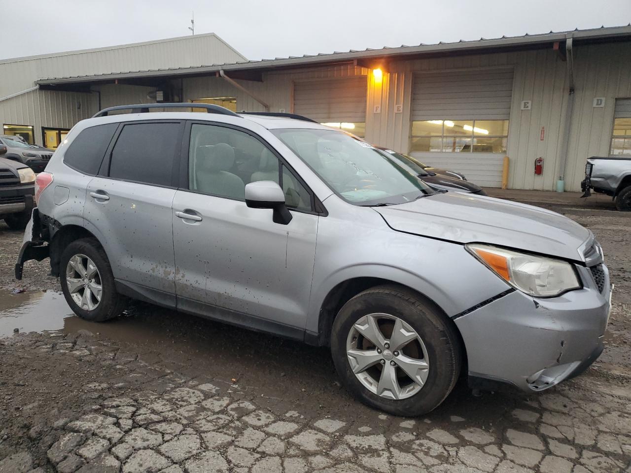 2014 Subaru Forester - Image 4