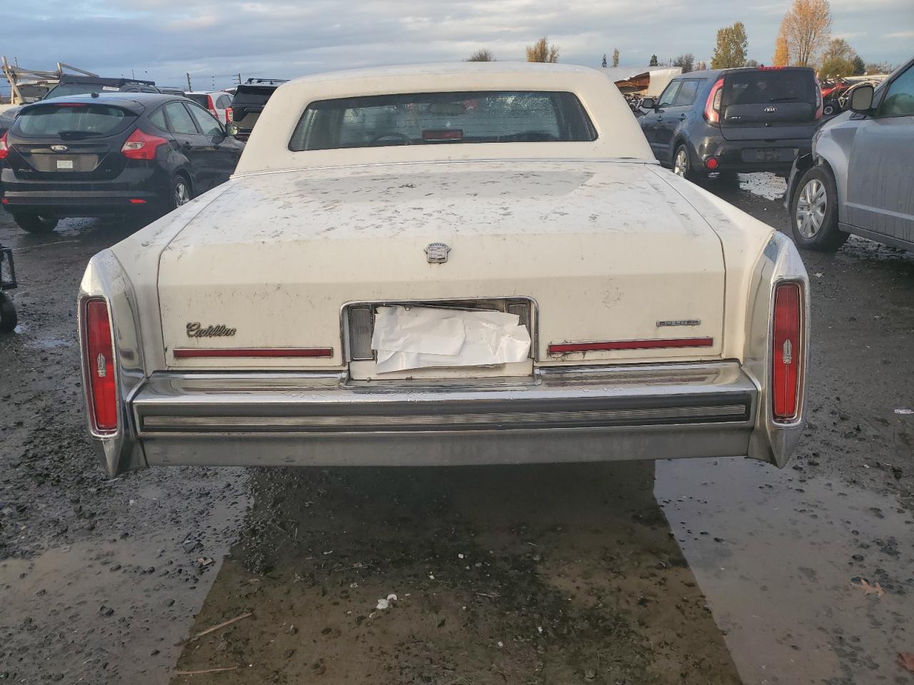 1988 Cadillac Brougham VIN: 1G6DW51Y1JR761749 Lot: 80371494