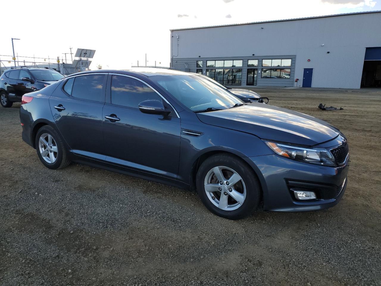 VIN KNAGM4A70F5584737 2015 KIA OPTIMA no.4