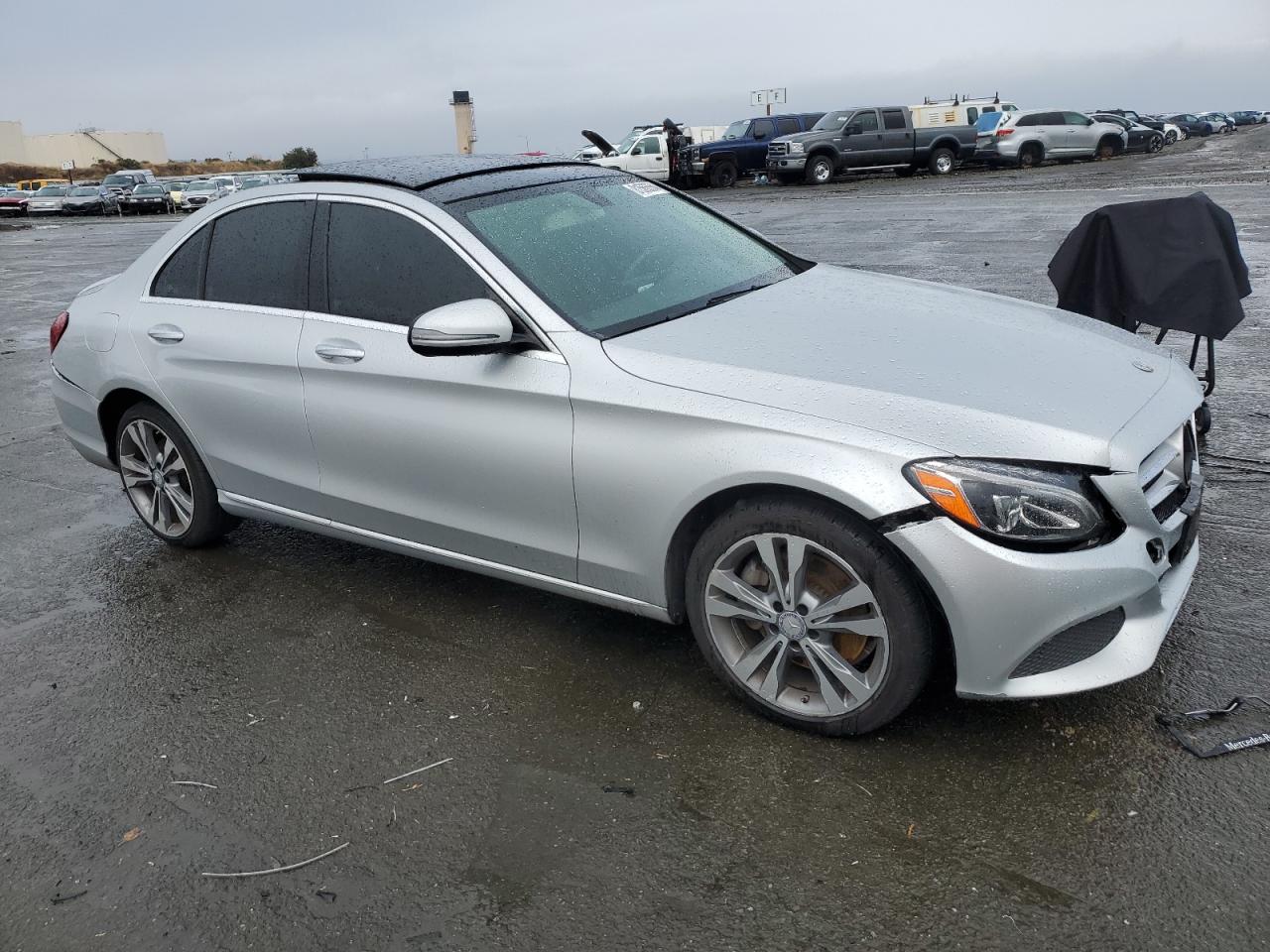 VIN 55SWF4KB8GU174004 2016 MERCEDES-BENZ C-CLASS no.4