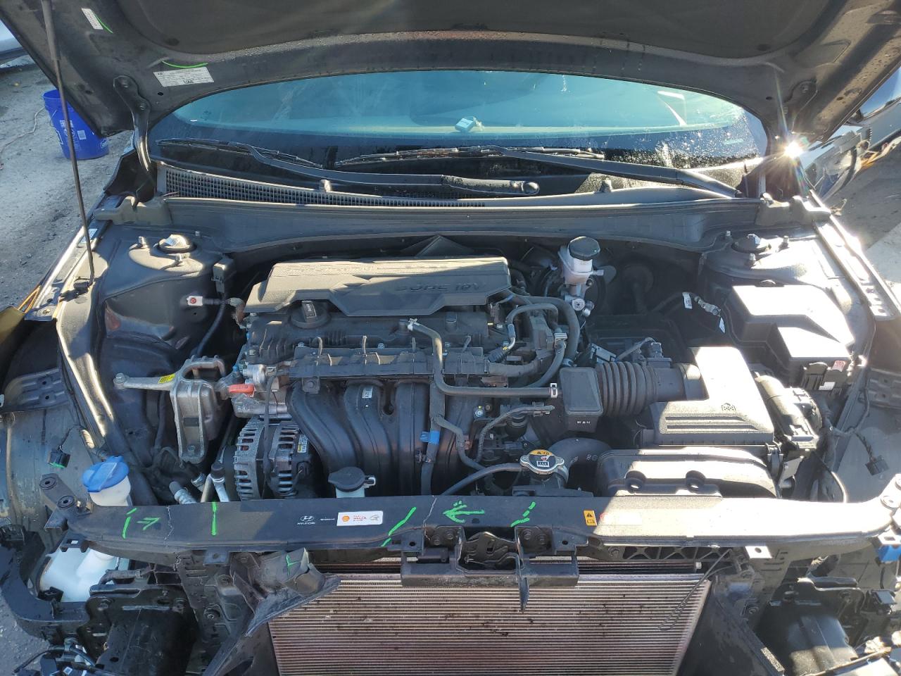 2023 Hyundai Elantra - Image 11