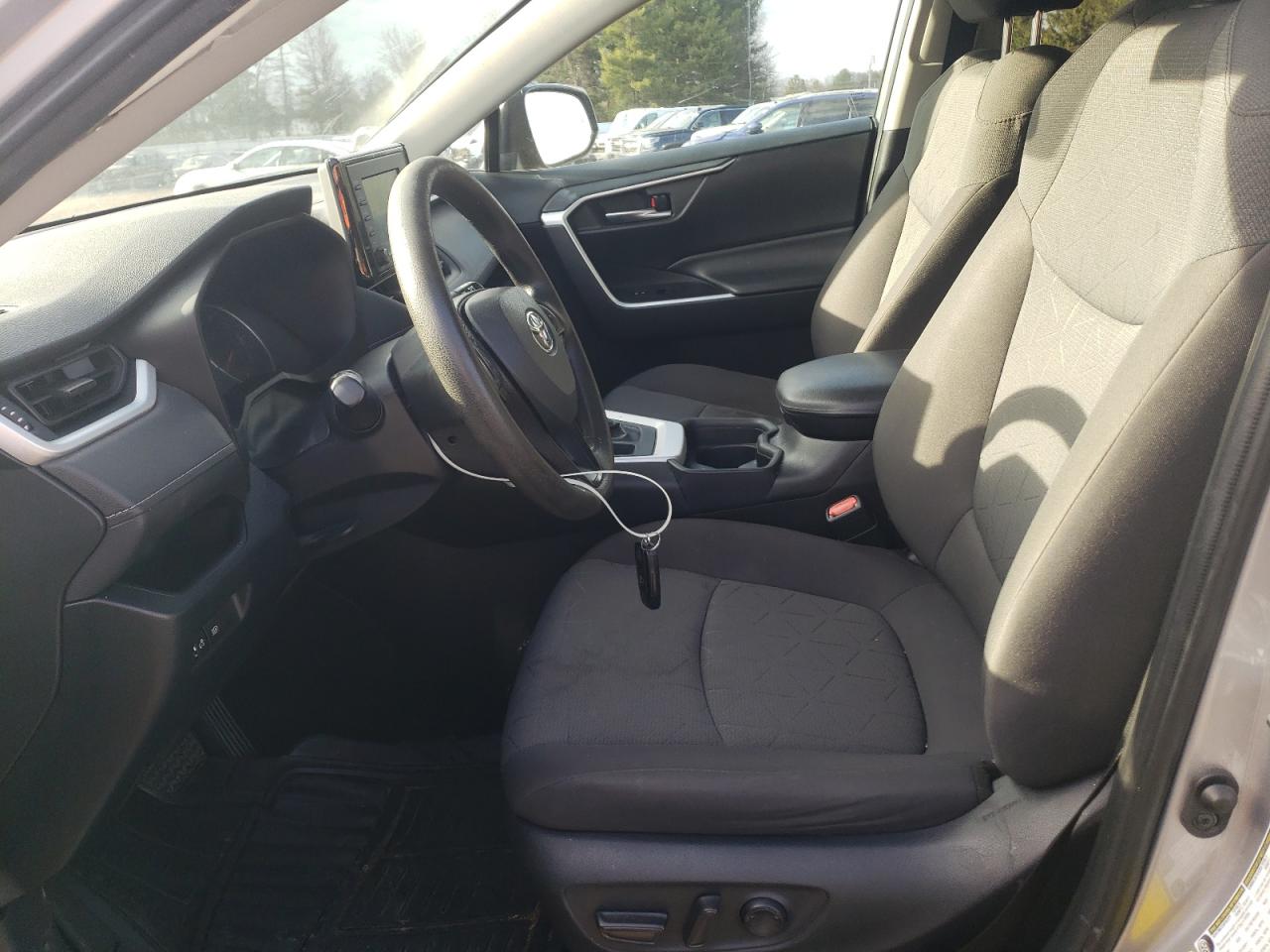 2020 Toyota RAV 4 - Image 7