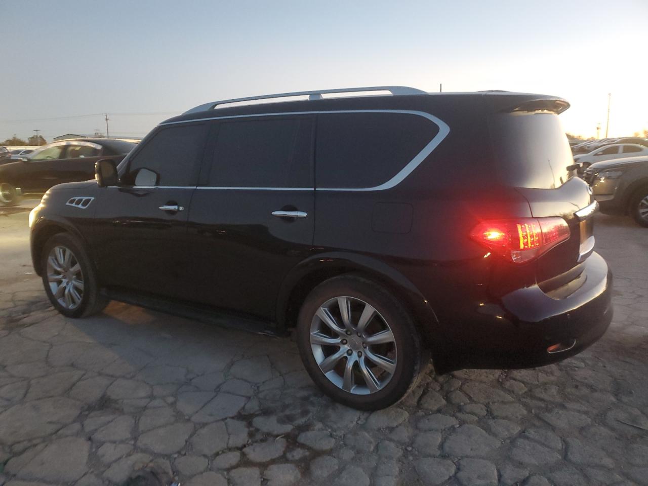 VIN JN8AZ2NE8D9041296 2013 INFINITI QX56 no.2