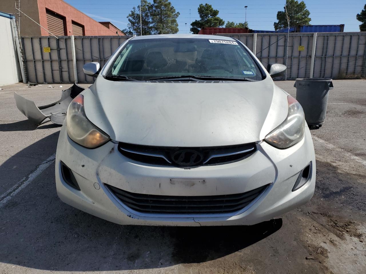 2011 Hyundai Elantra - Image 5