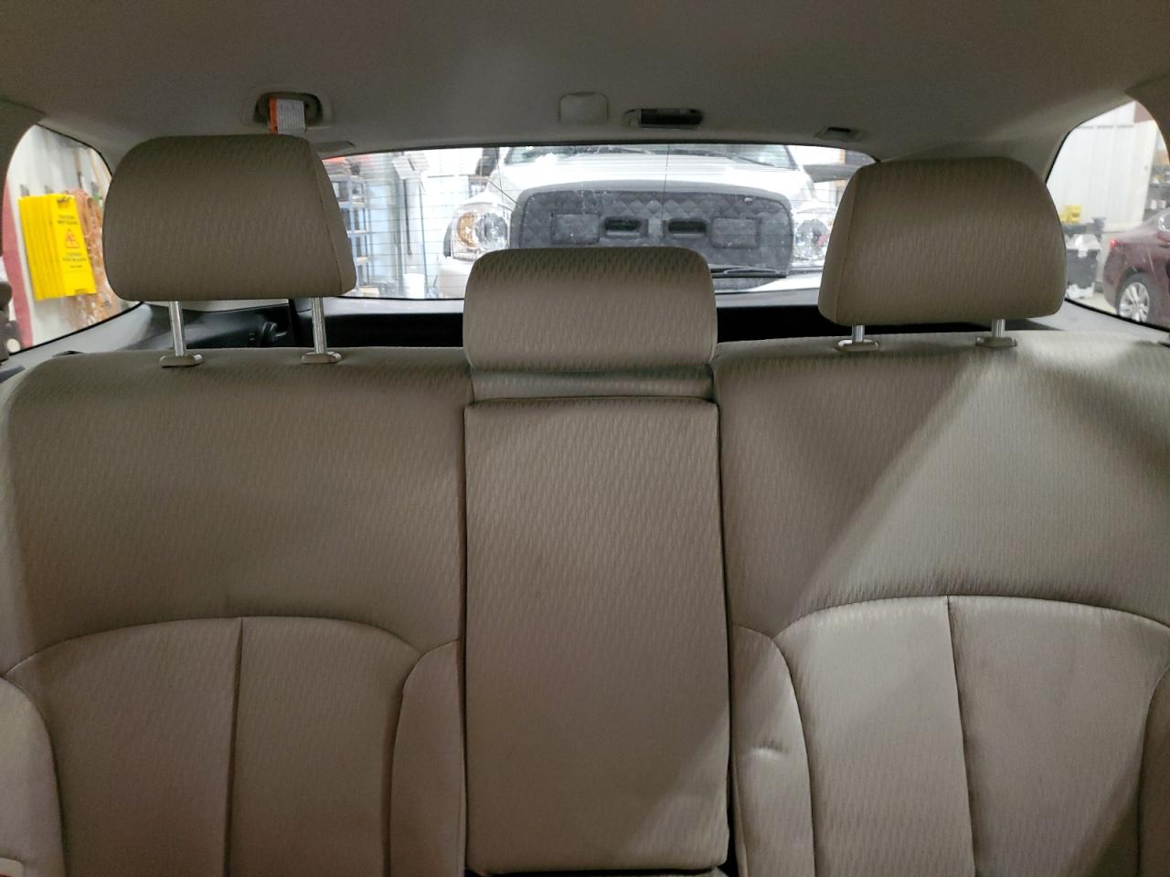 2012 Subaru Outback - Image 10
