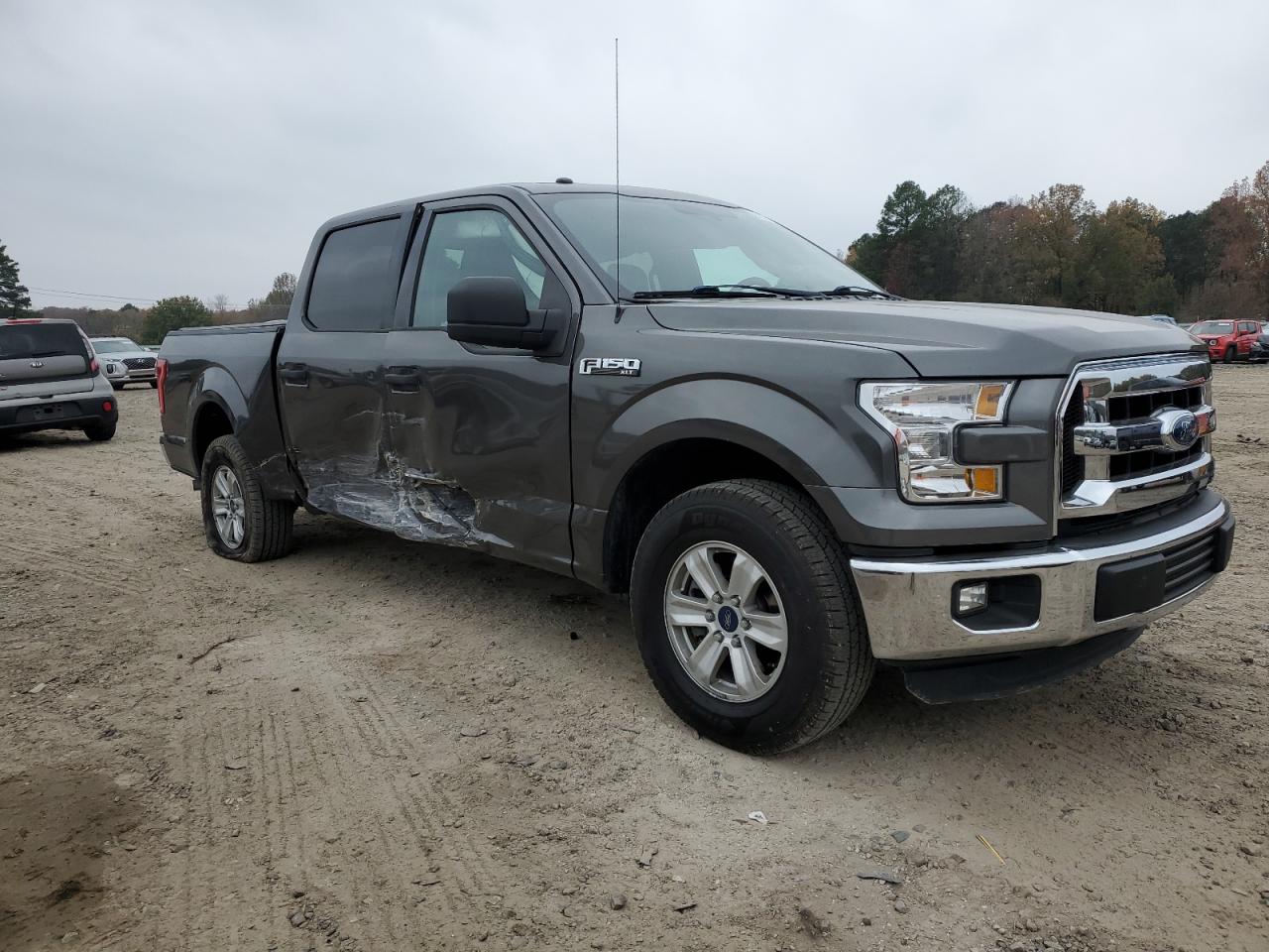 2016 Ford F-150 - Image 4