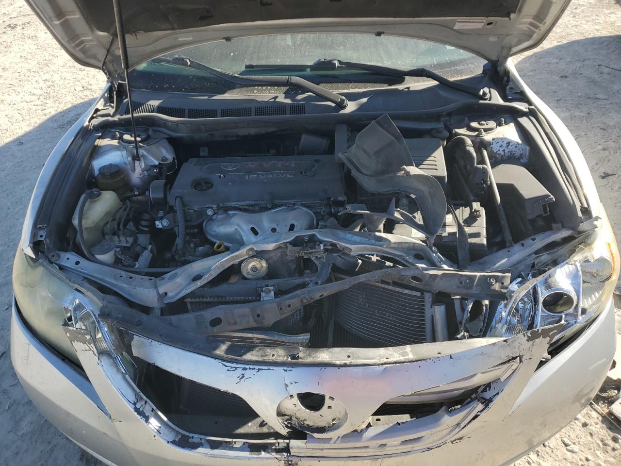 2009 Toyota Camry - Image 11