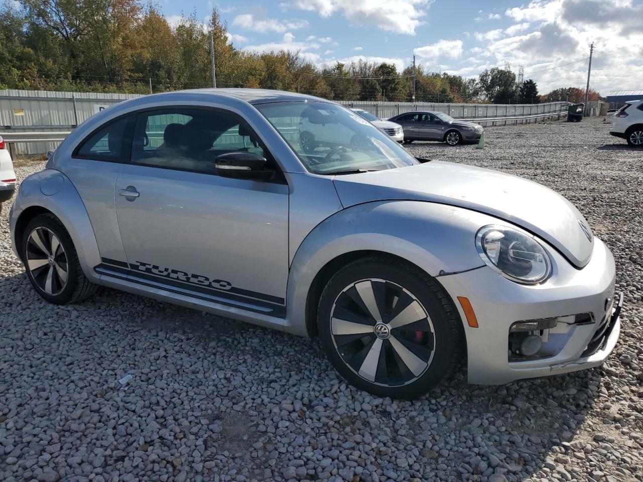 2013 Volkswagen Beetle - Image 4
