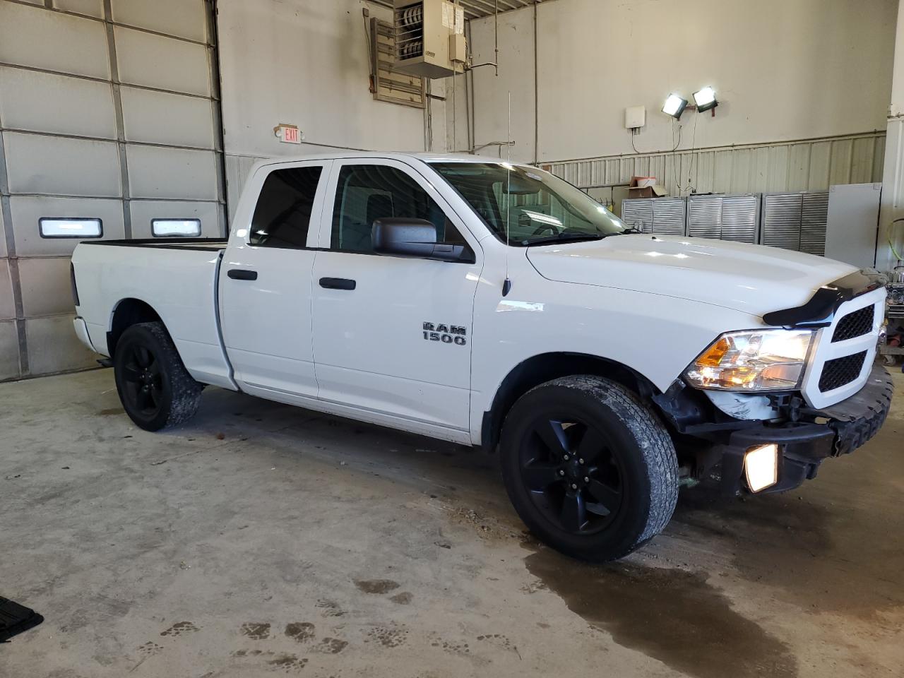 2016 RAM 1500 - Image 4