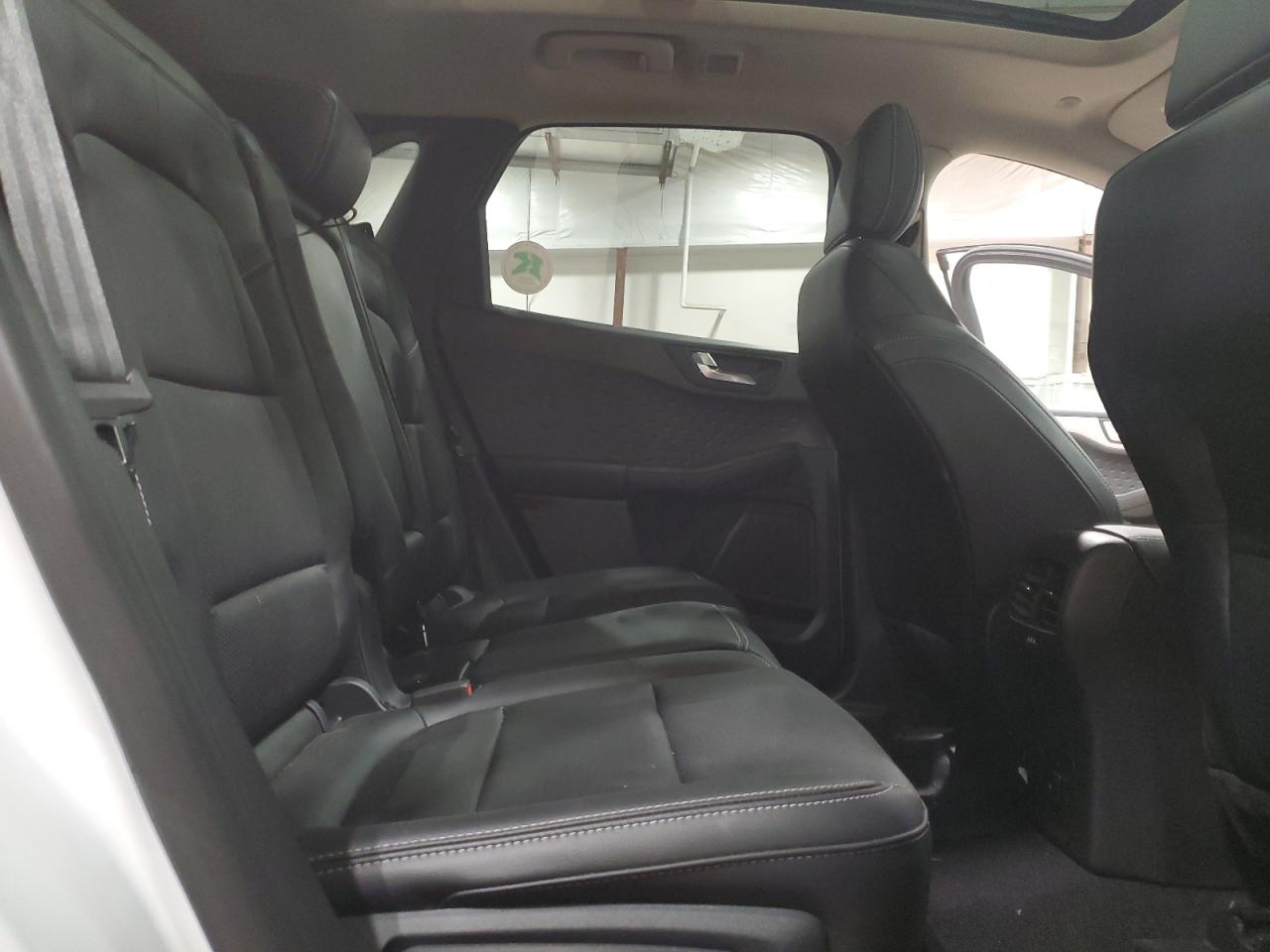 2020 Ford Escape - Image 11