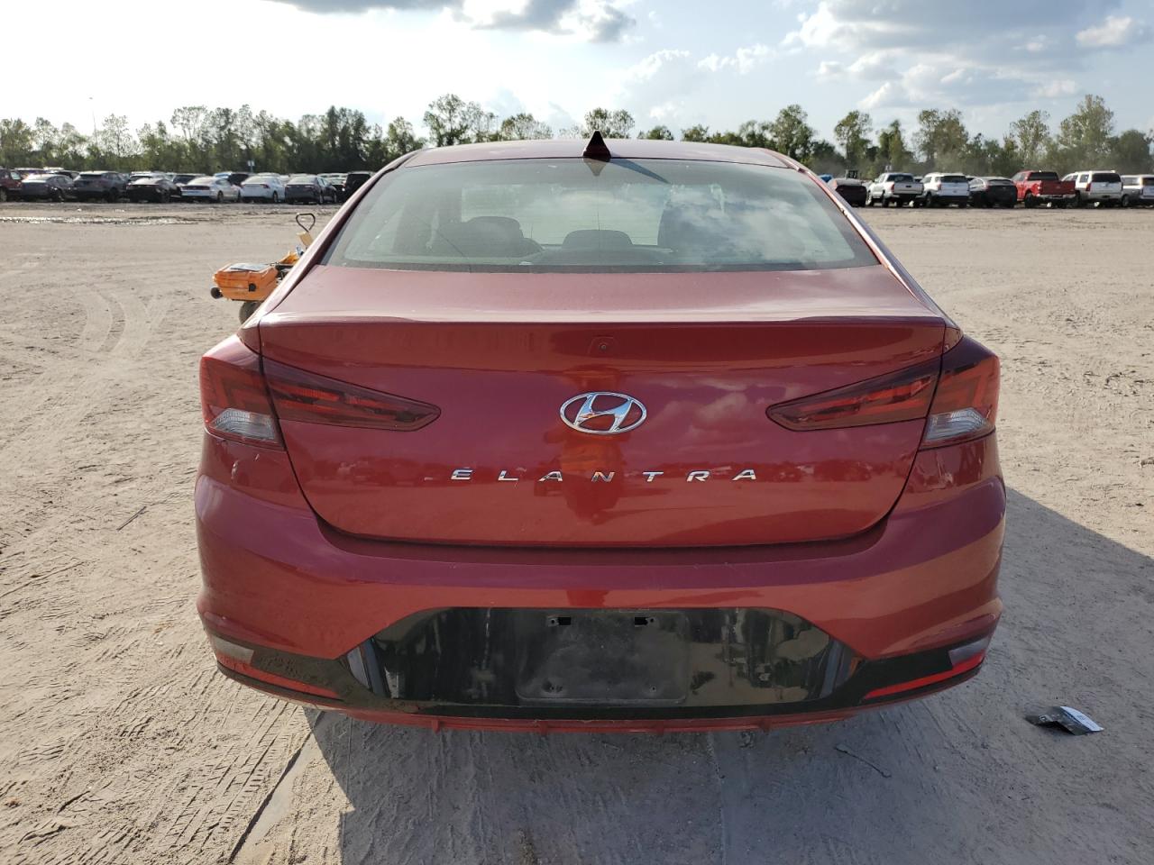 2019 Hyundai Elantra Sel VIN: KMHD84LF5KU768839 Lot: 79741954