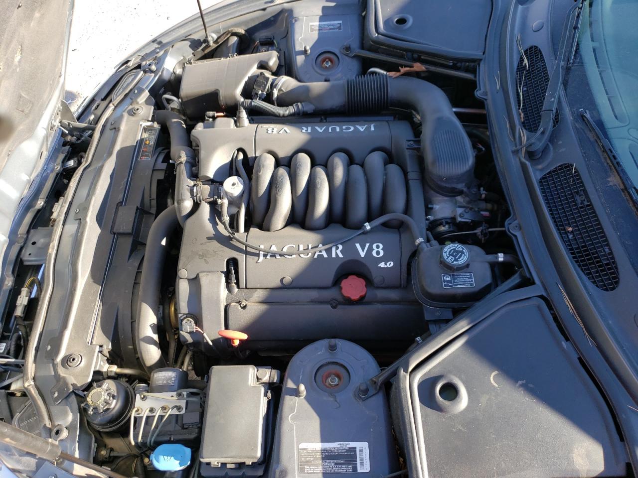 2000 Jaguar XK - Image 11