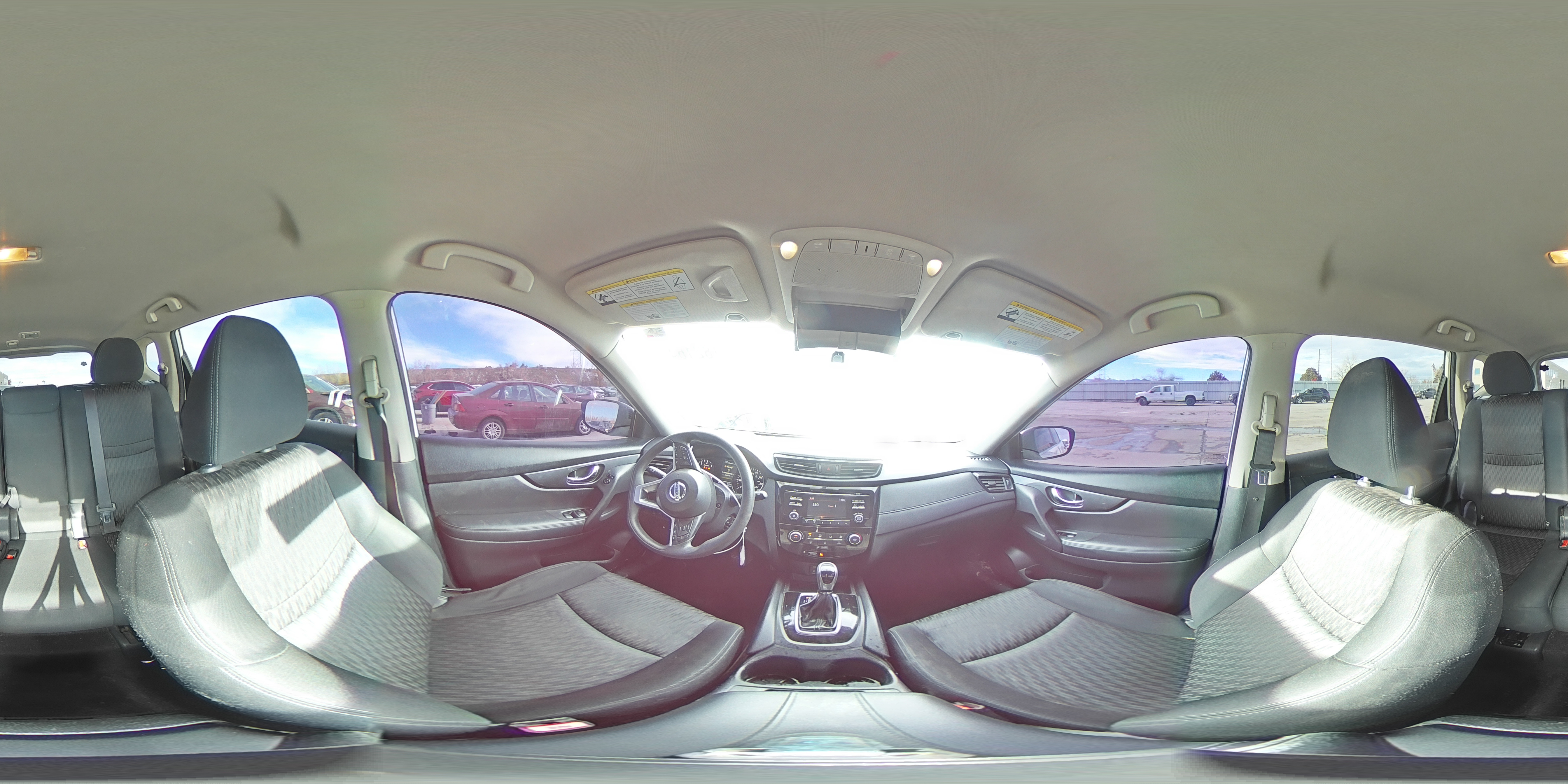 2017 Nissan Rogue - Image 15