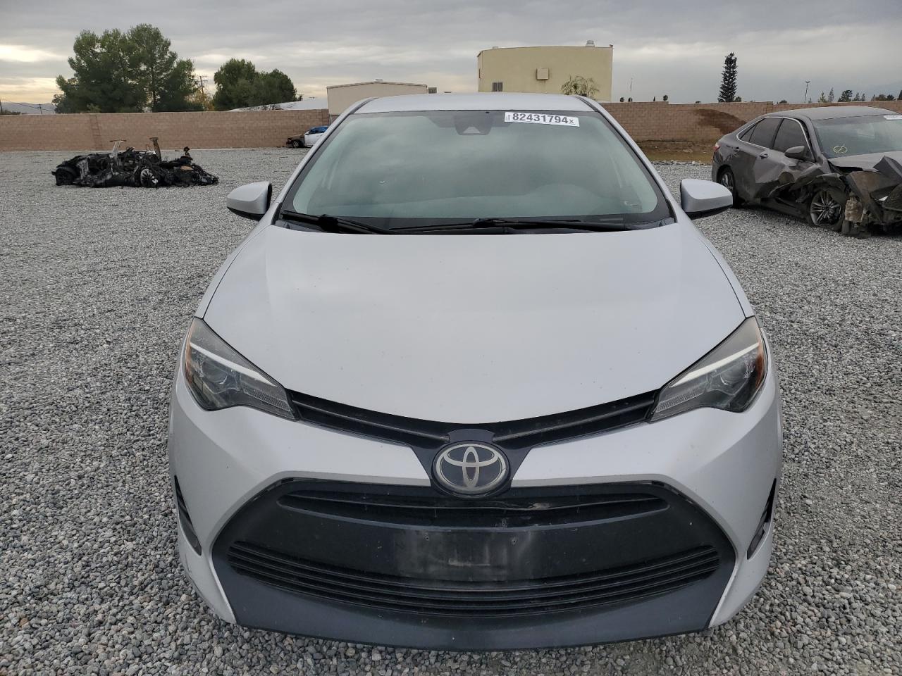 VIN 2T1BURHE3JC053476 2018 TOYOTA COROLLA no.5