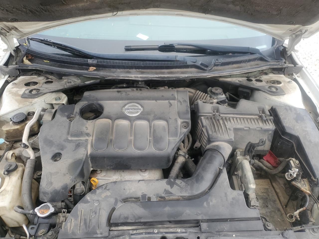 2009 Nissan Altima - Image 12