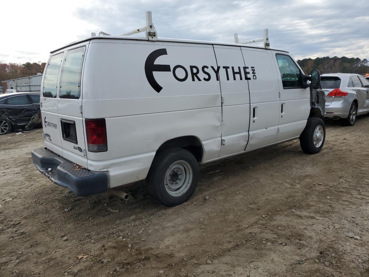 2011 Ford Econoline - Image 3