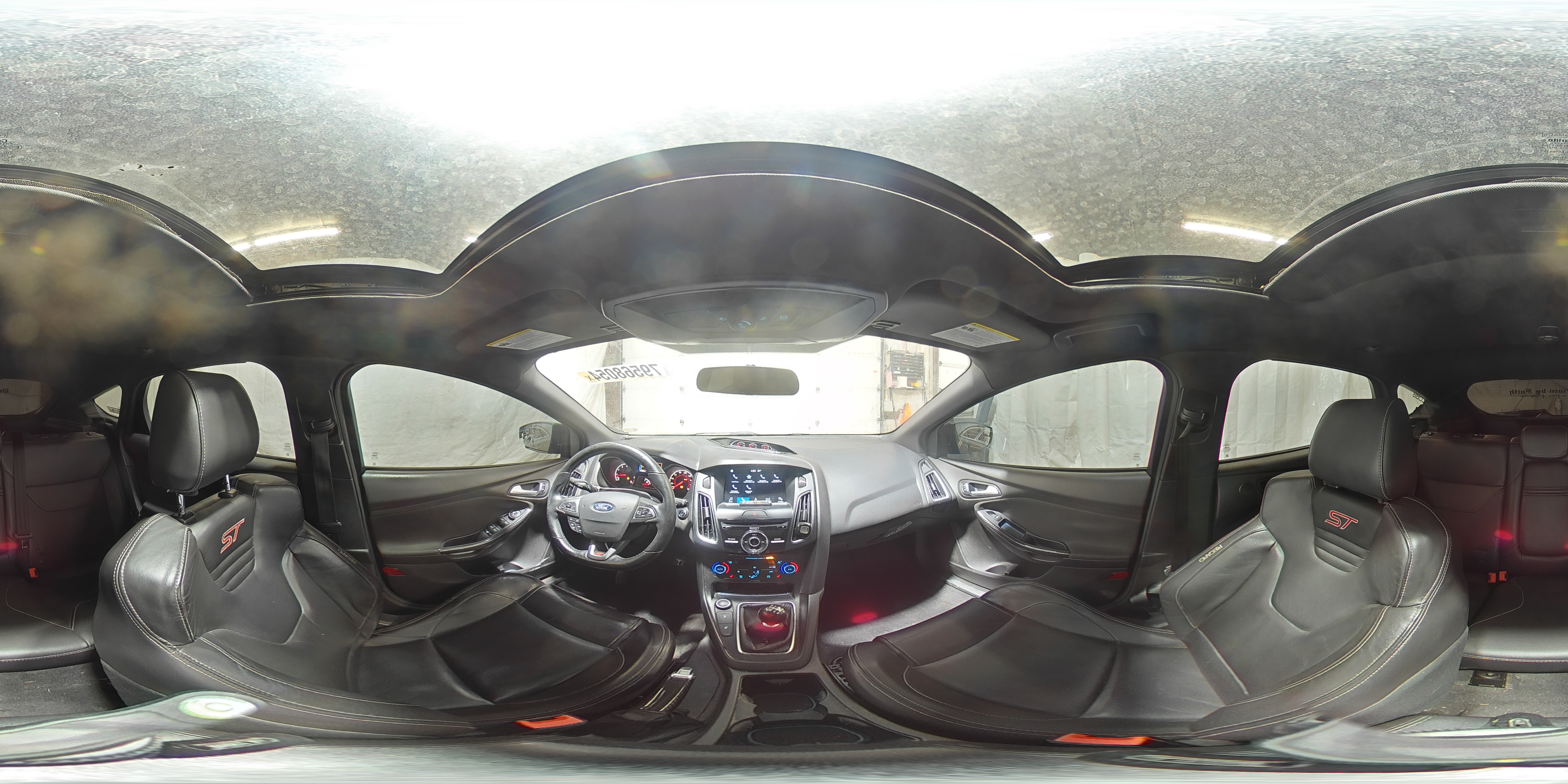 2016 Ford Focus - Image 15