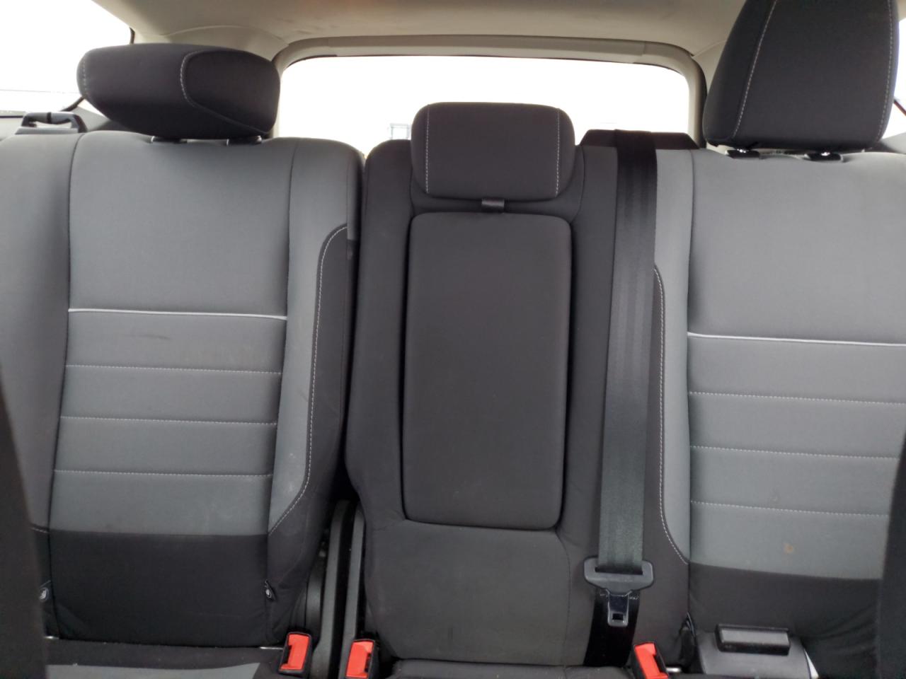 2015 Ford Escape - Image 10