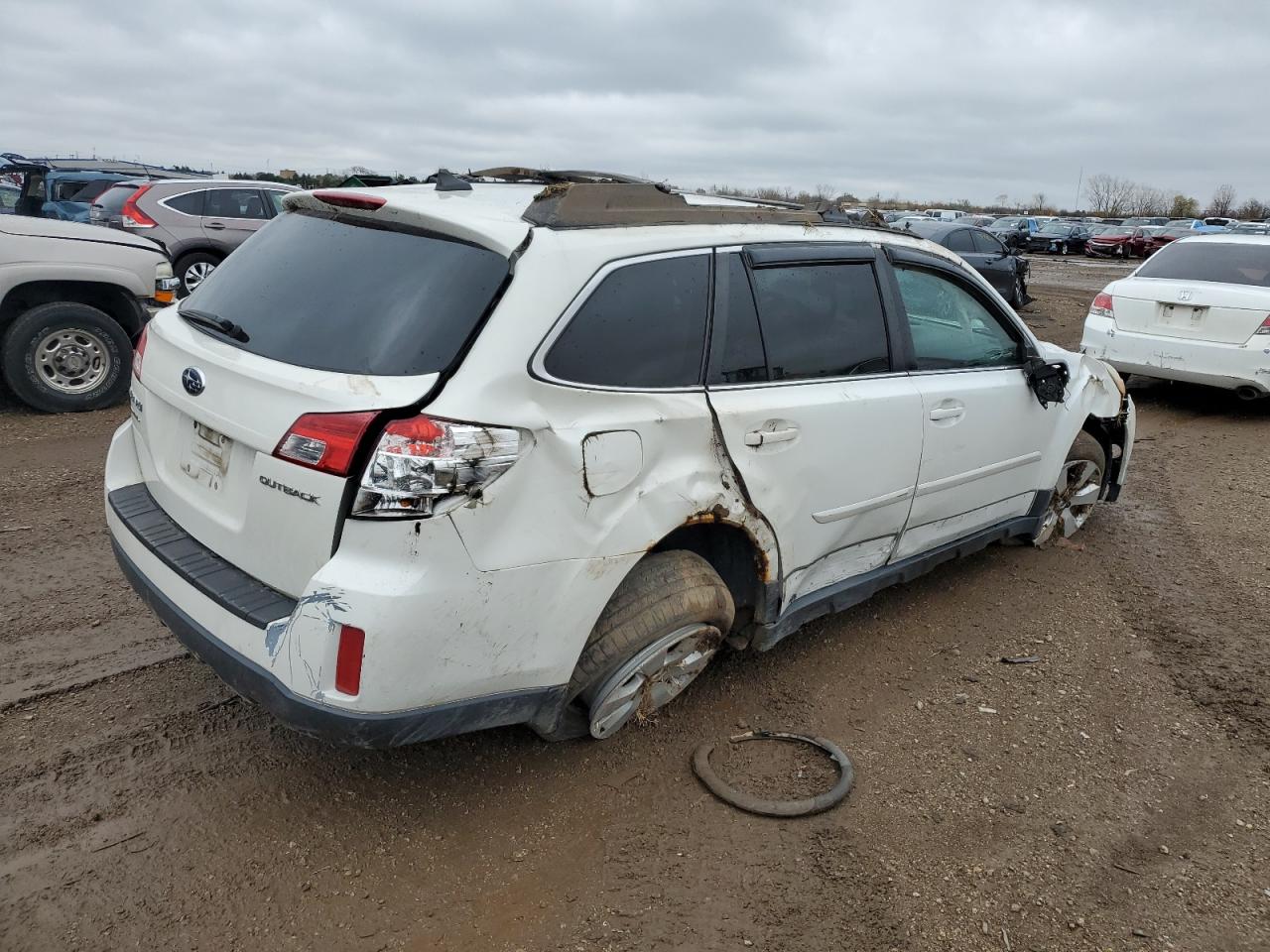 2012 Subaru Outback - Image 3