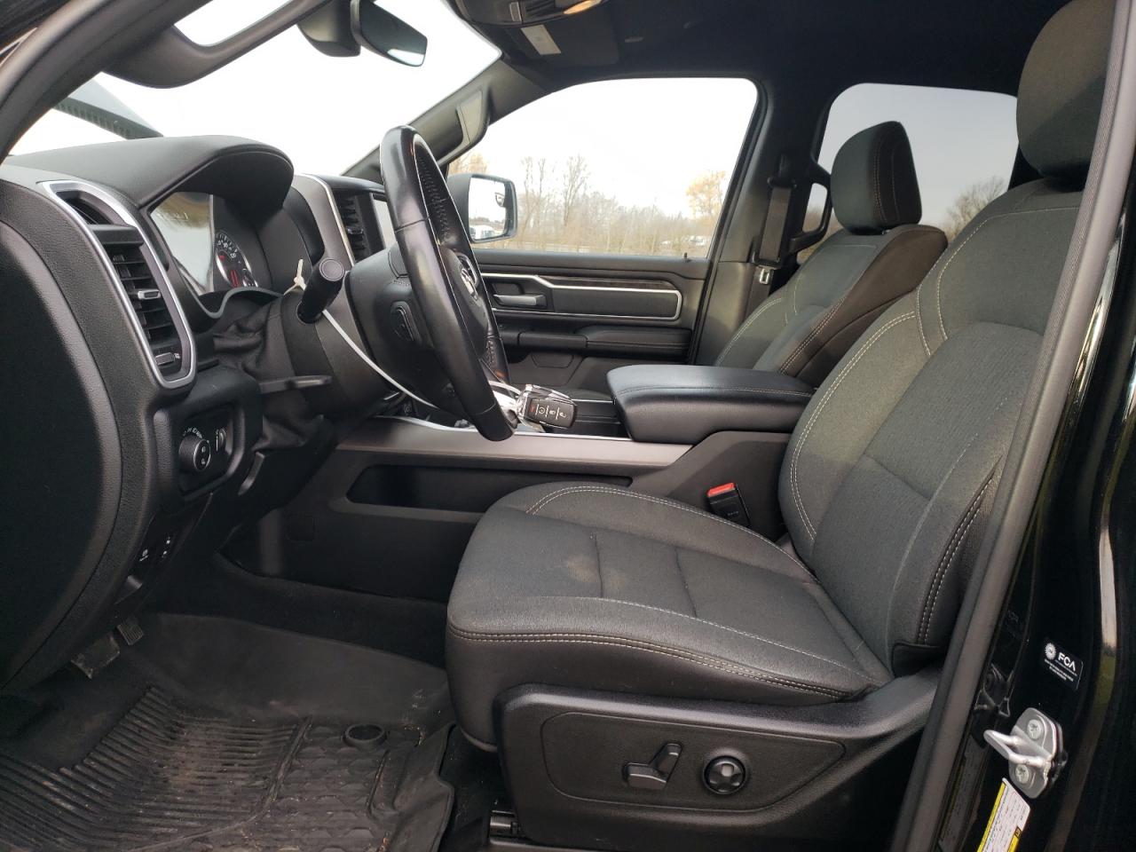 2021 RAM 1500 - Image 7